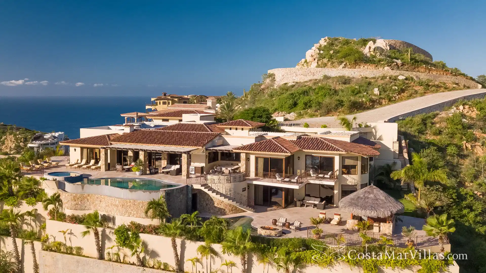 Airport transfer to Casa Cielo