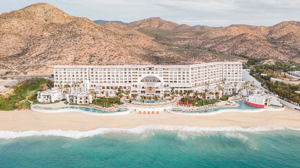 Airport transfer to Marquis Los Cabos