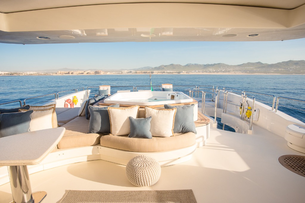 Upper Flybridge Deck with Jacuzzi & Lounge