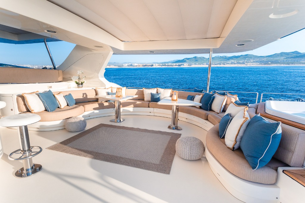 Expansive Upper Flybridge Sky Lounge with Jacuzzi