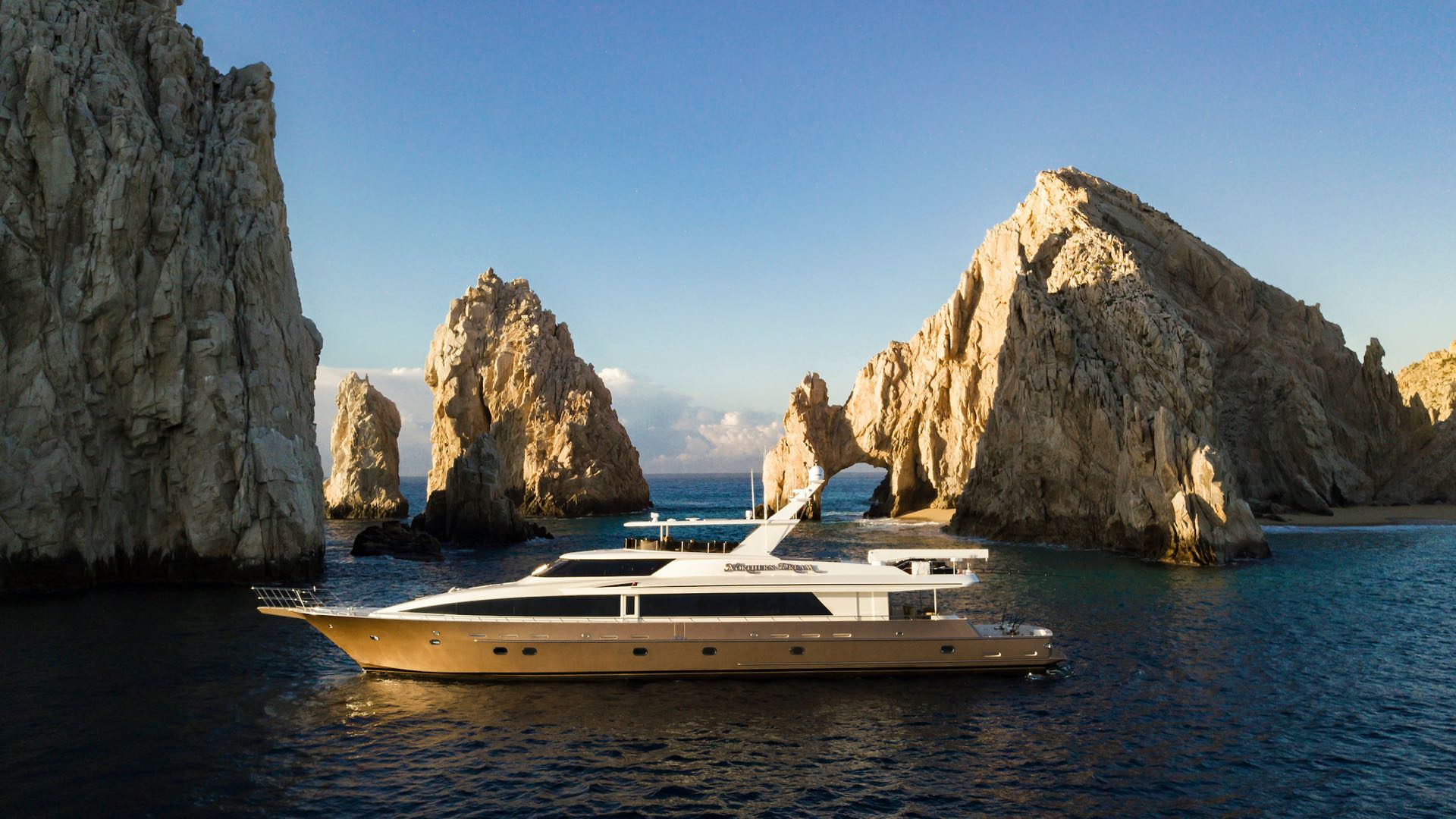 130ft Sovereign Anchored Directly in Front of El Arco at Land’s End